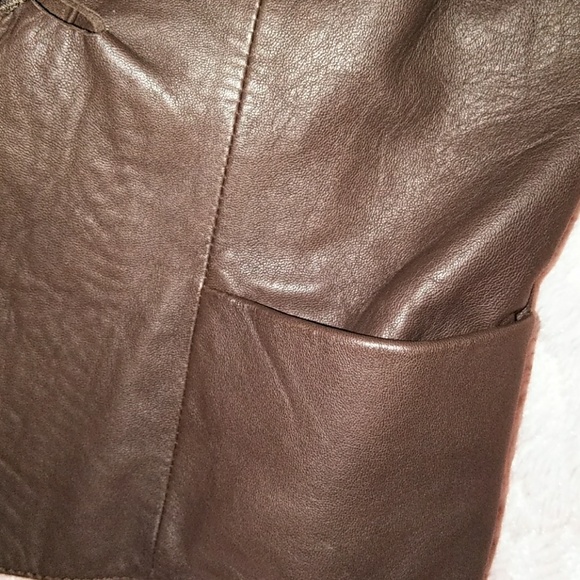 Vintage Giorgio Armani Leather Jacket🎉**HOST PICK**🎉 - Picture 4 of 8
